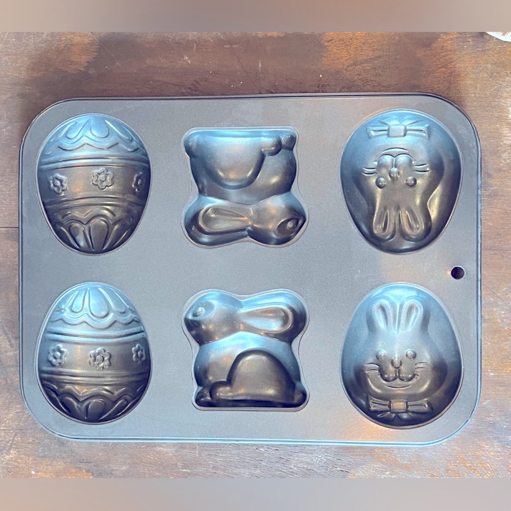 EASTER BAKING PAN - New